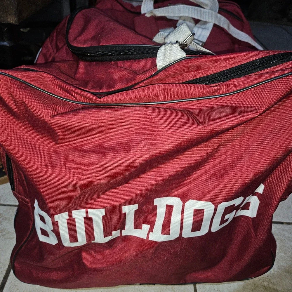 Bulldogs Maroon Duffel Bag Gym Sports Travel Gear‎ Large Bag